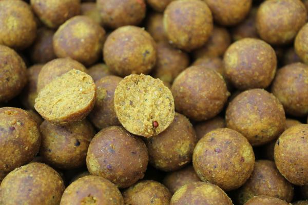 Milky Nut Boilies
